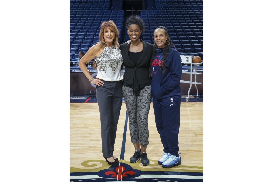 Legends Magazine Wnba Legends Breaking Barriers