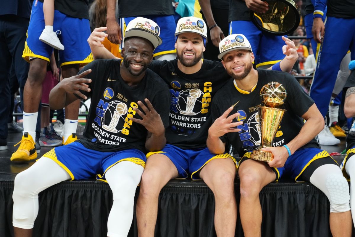 Legends Magazine | Top 10 Moments in Golden State Warriors History
